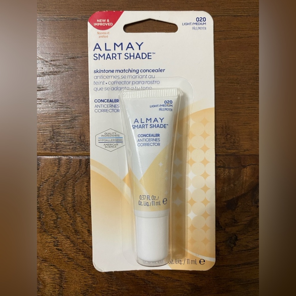 discontinued ALMAY SMART SHADE CONCEALER  020 LIGHT/MEDIUM sealed Cardwear